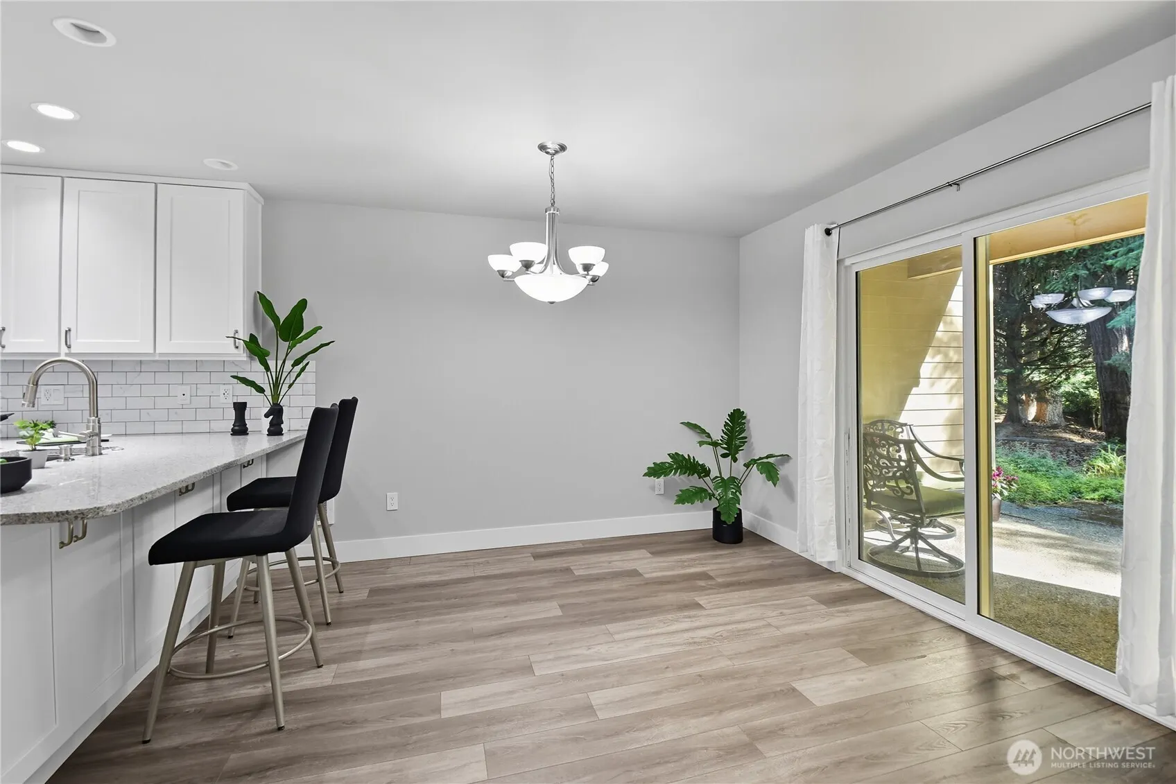 14623 NE 40th Street #H-7, Bellevue, WA 98007
