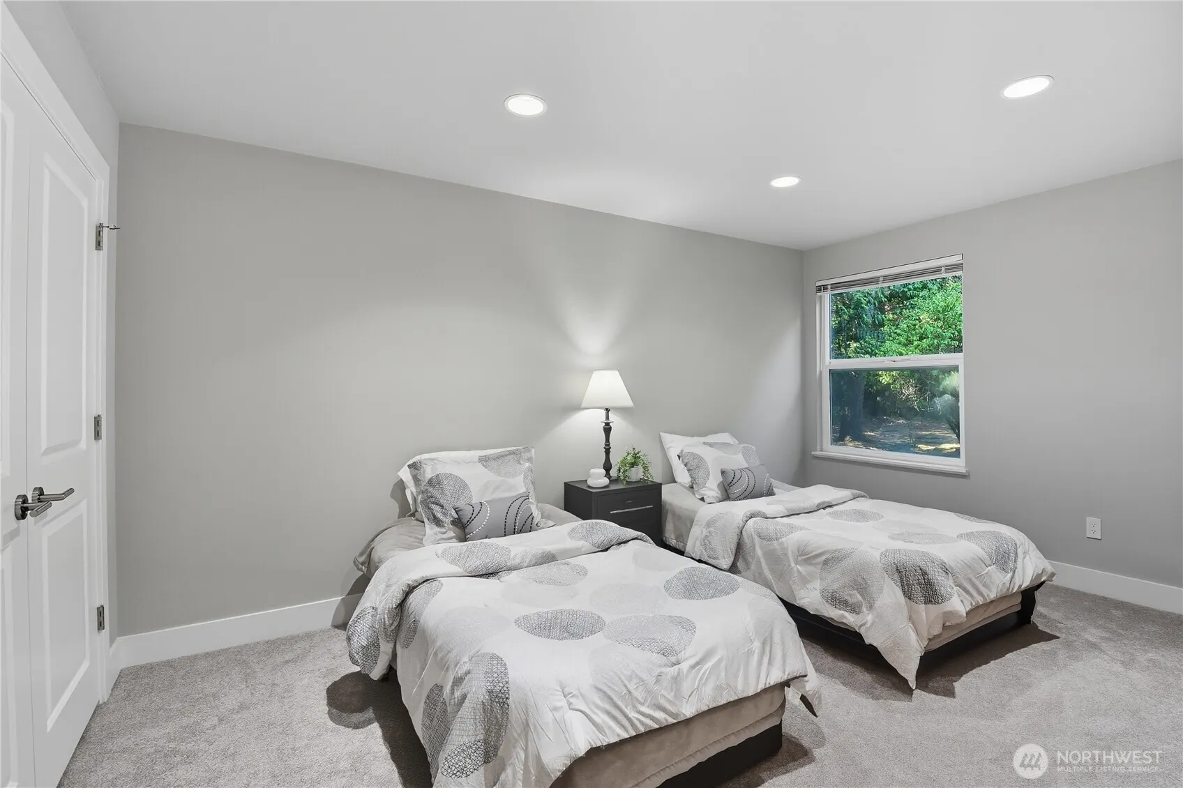 14623 NE 40th Street #H-7, Bellevue, WA 98007