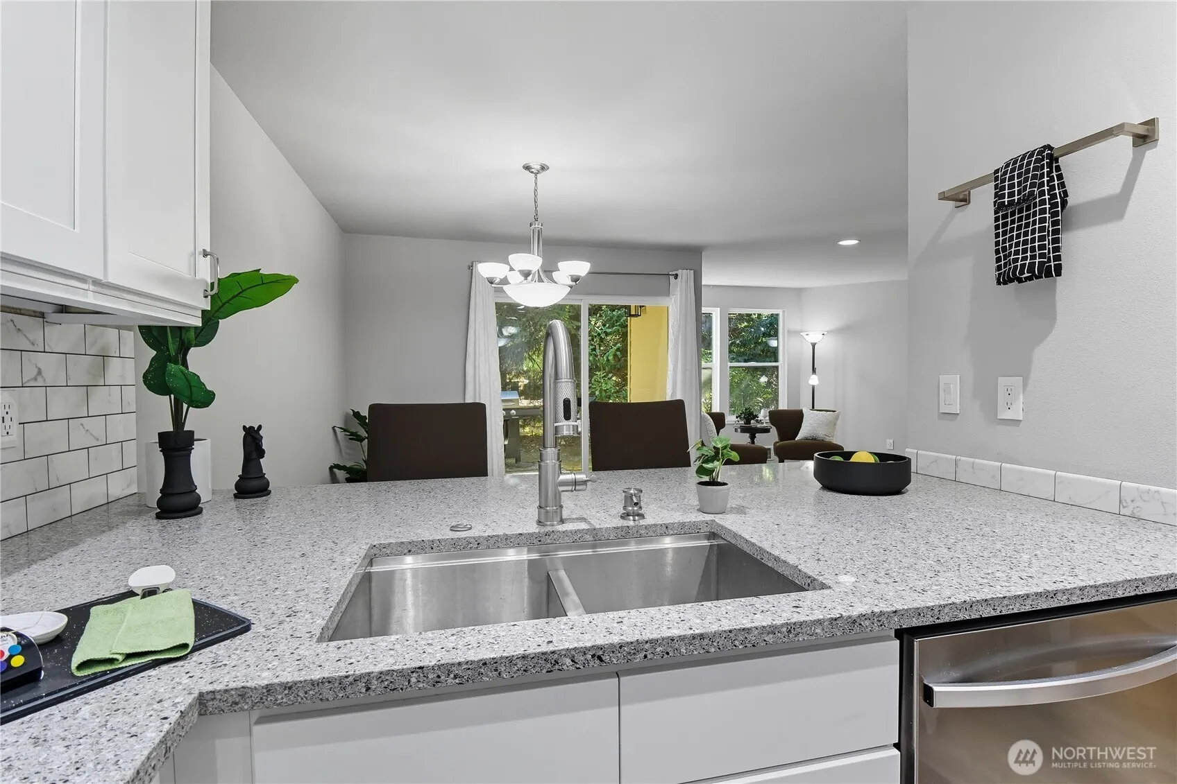 14623 NE 40th Street #H-7, Bellevue, WA 98007