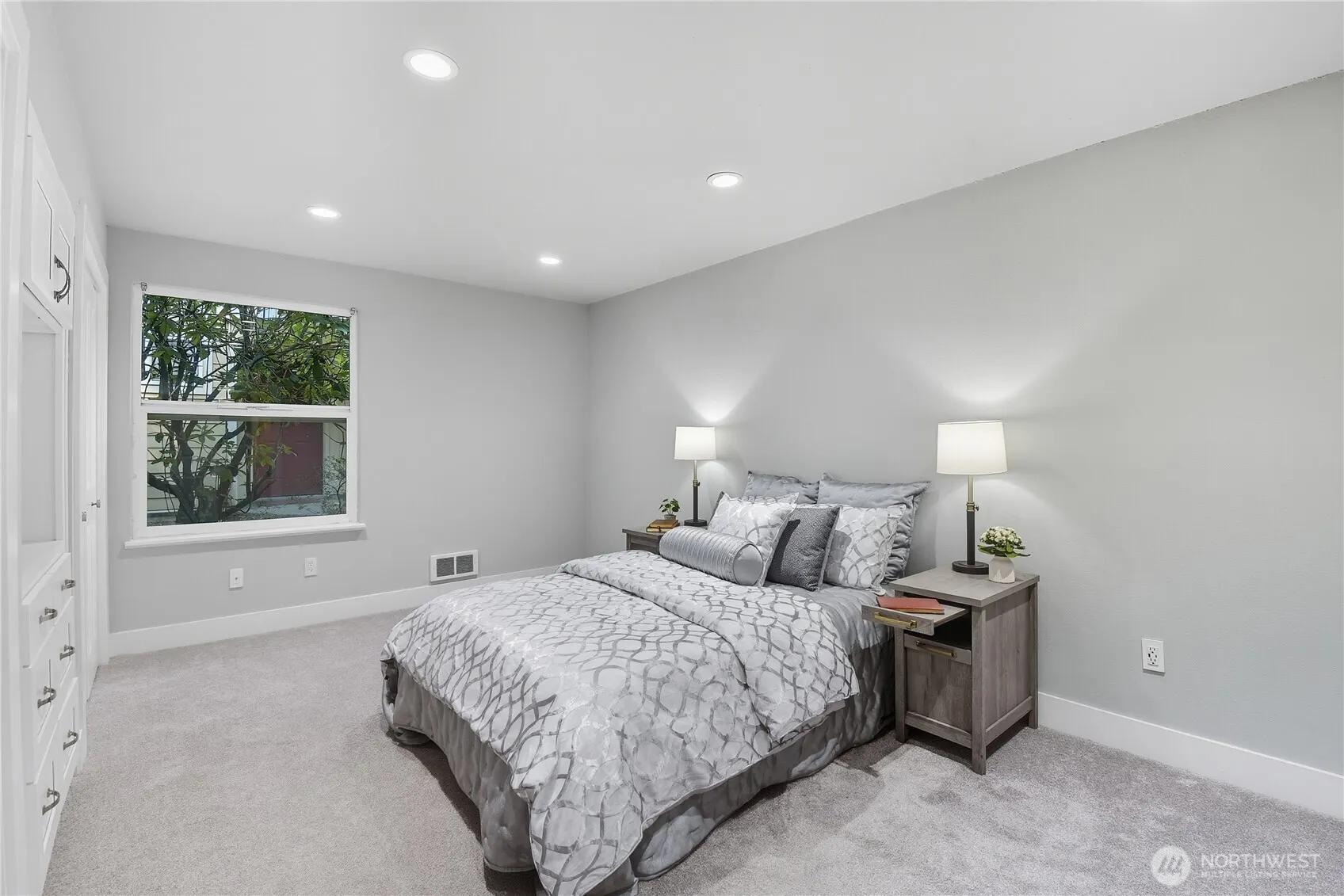 14623 NE 40th Street #H-7, Bellevue, WA 98007