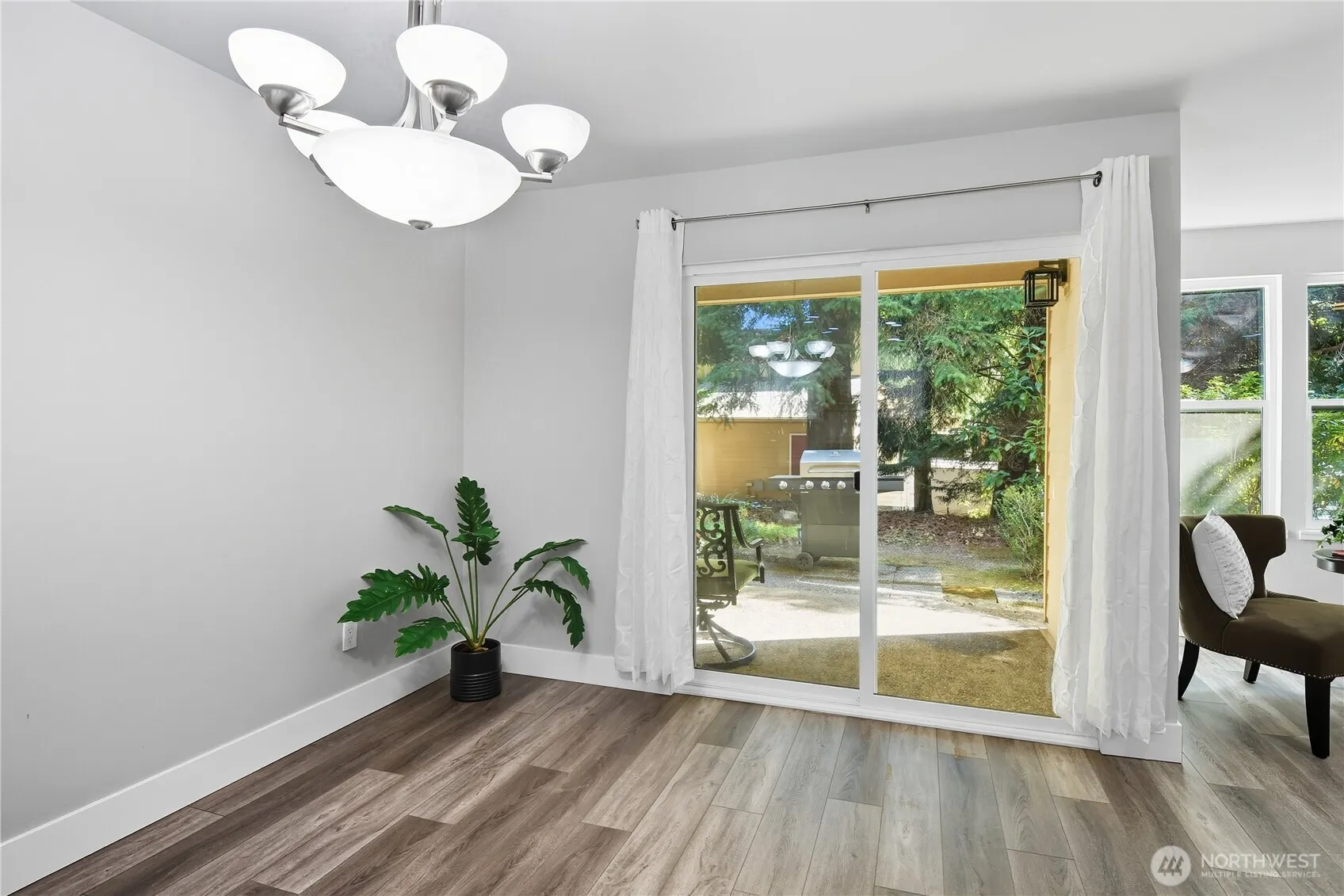 14623 NE 40th Street #H-7, Bellevue, WA 98007