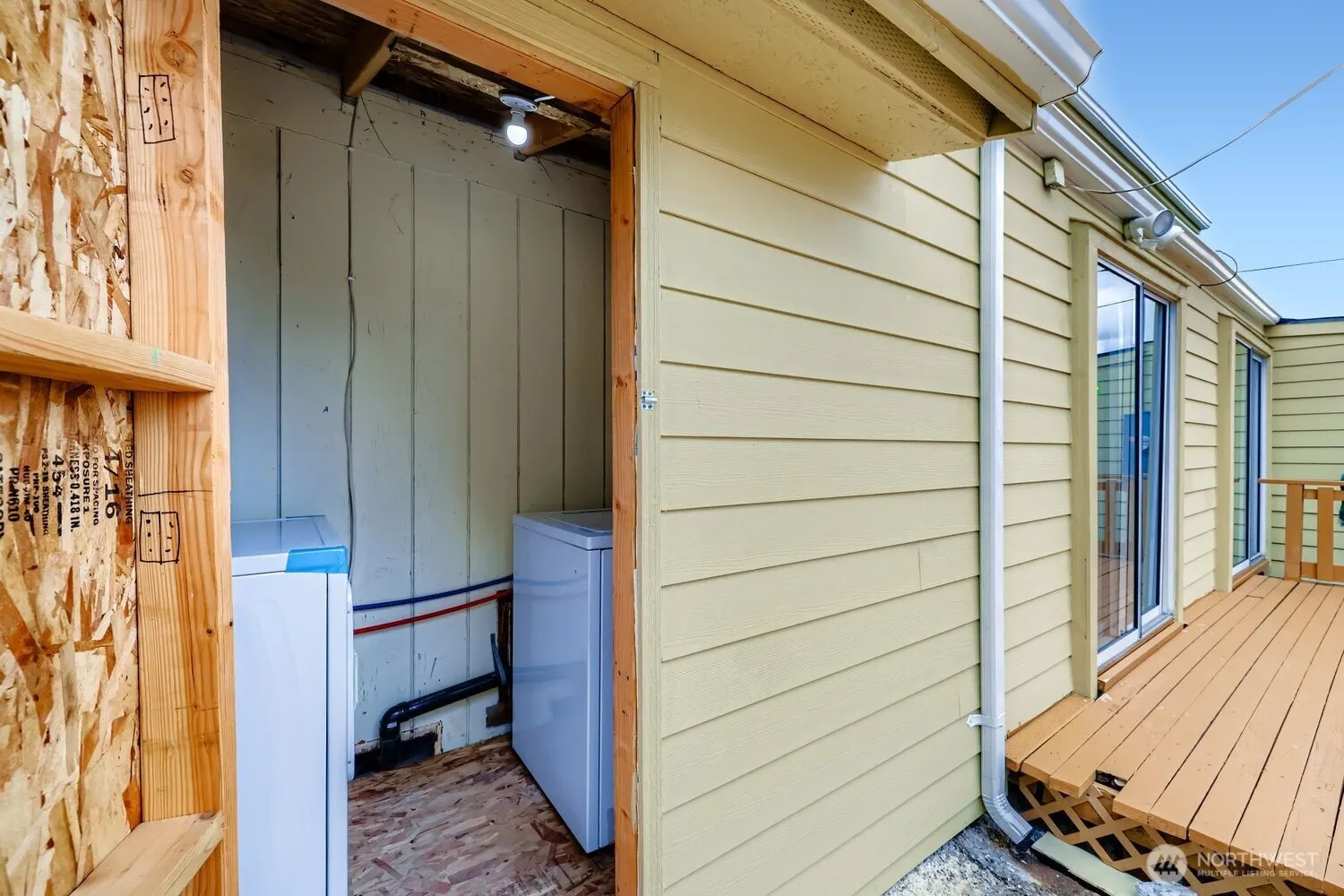 2414 S 121st Place , Seattle, WA 98168