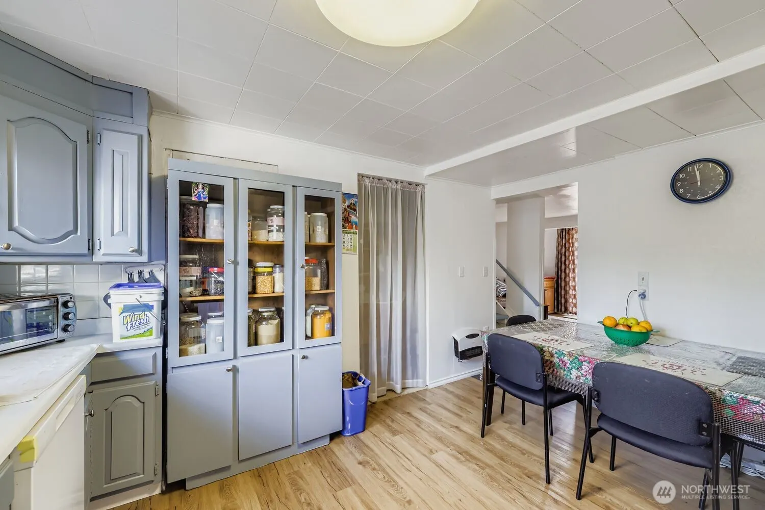 2414 S 121st Place , Seattle, WA 98168