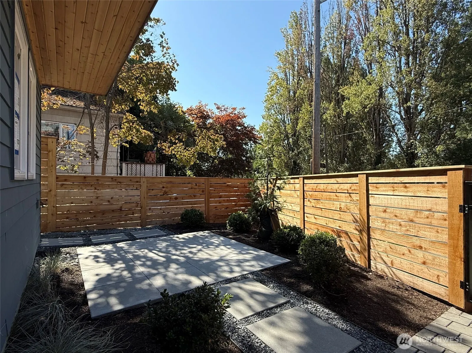 7044 15th Avenue NE, Seattle, WA 98115