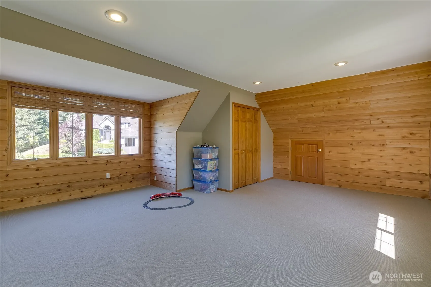 16407 224th Avenue NE, Woodinville, WA 98077