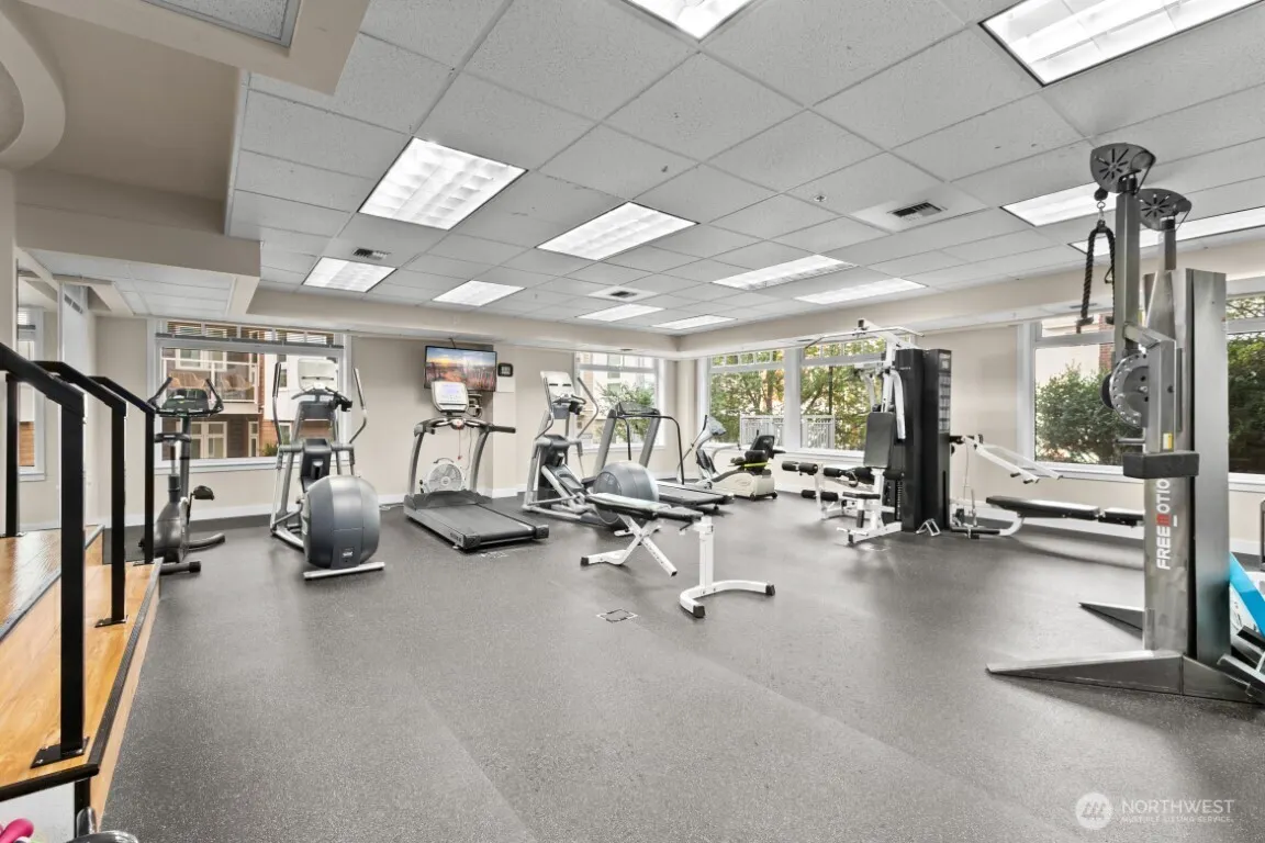 109 2nd Street S #220, Kirkland, WA 98033