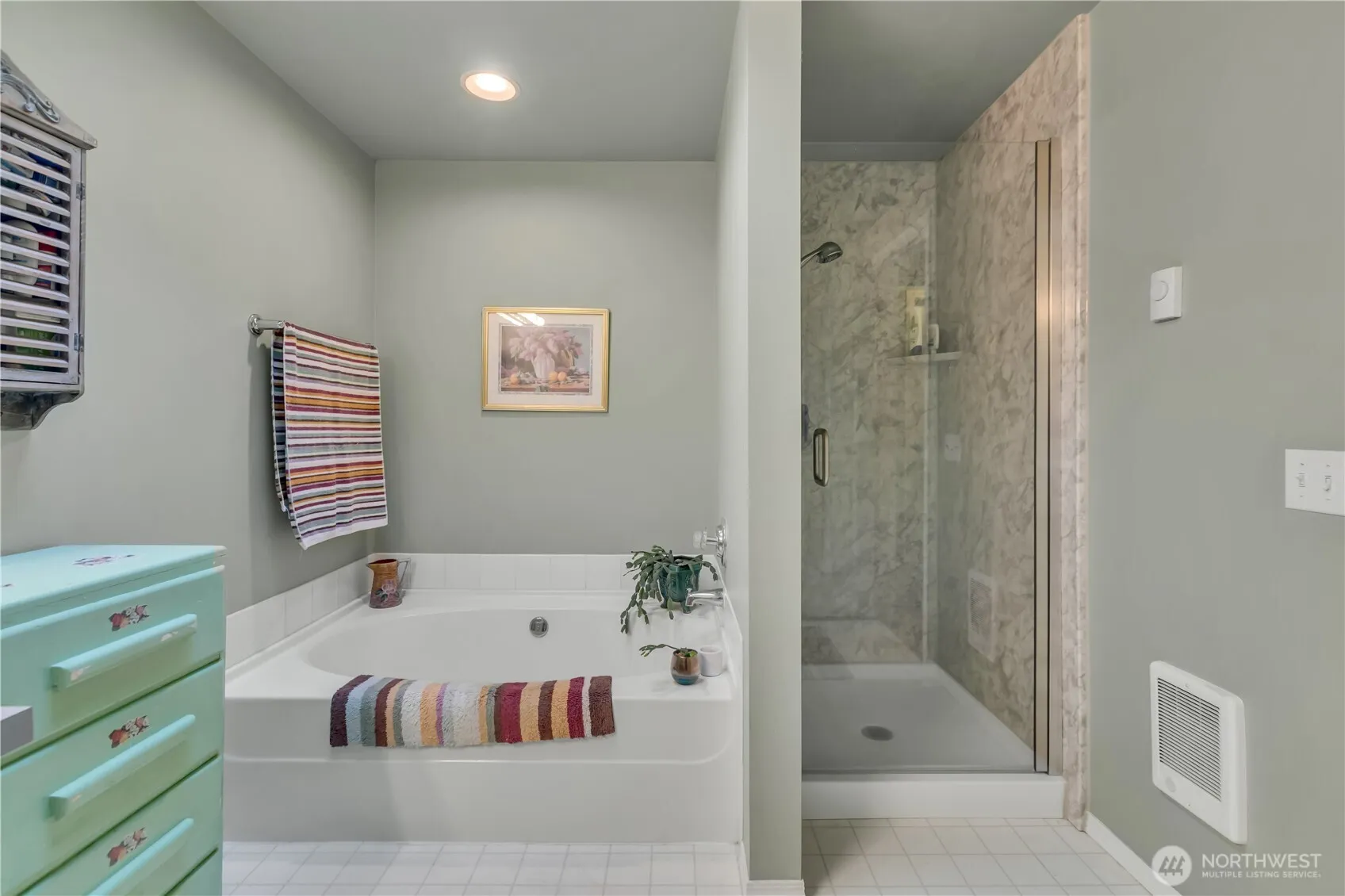 10531 SE 250th Place #H101, Kent, WA 98030
