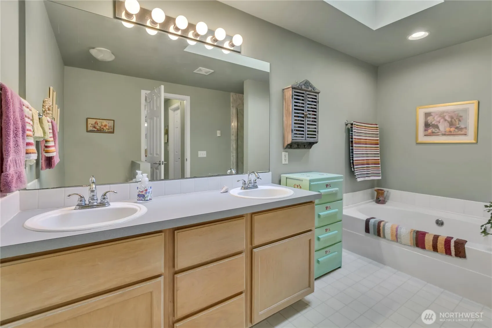 10531 SE 250th Place #H101, Kent, WA 98030