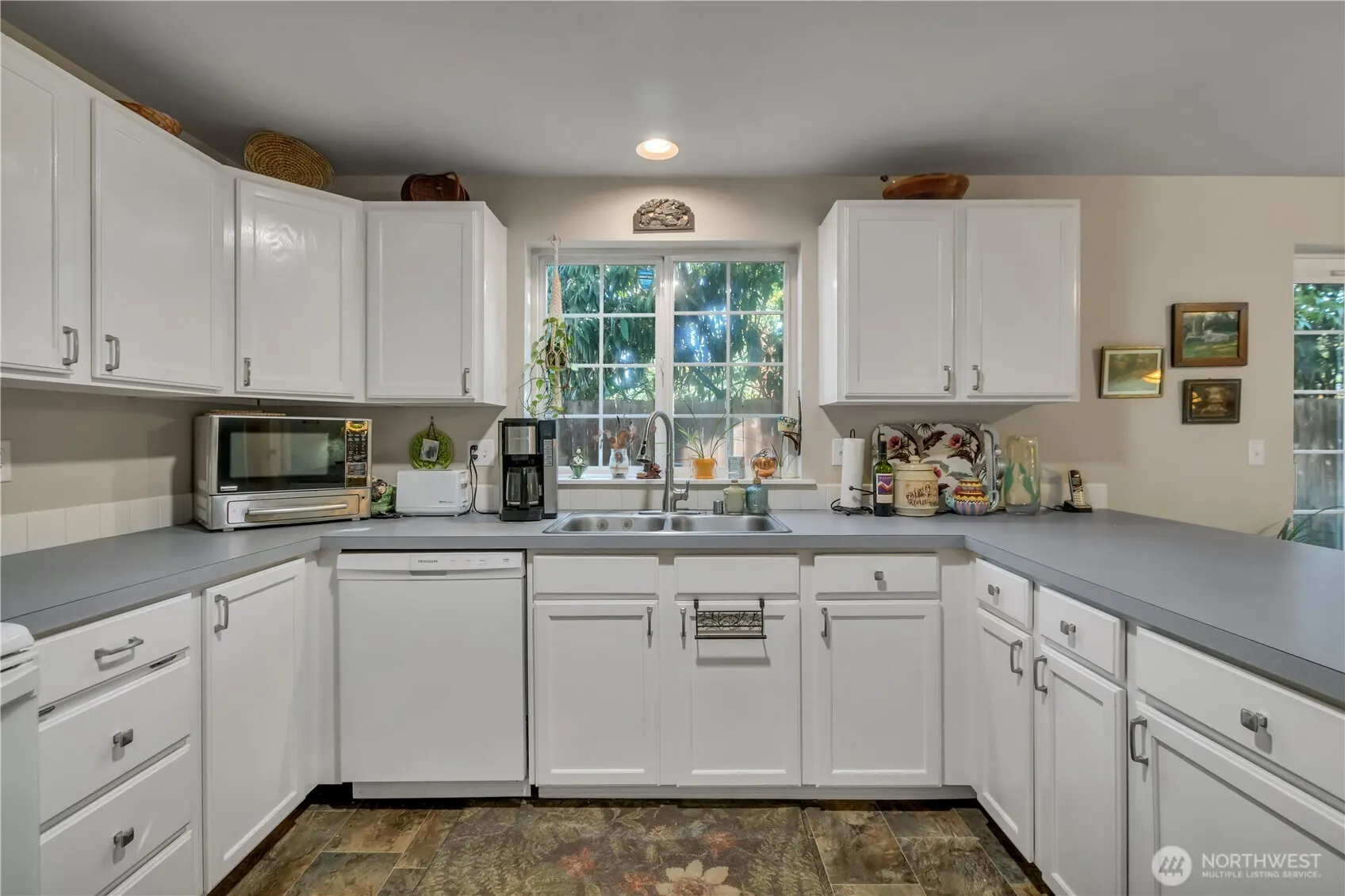 10531 SE 250th Place #H101, Kent, WA 98030