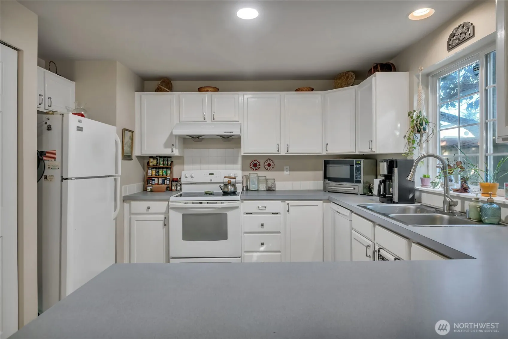 10531 SE 250th Place #H101, Kent, WA 98030
