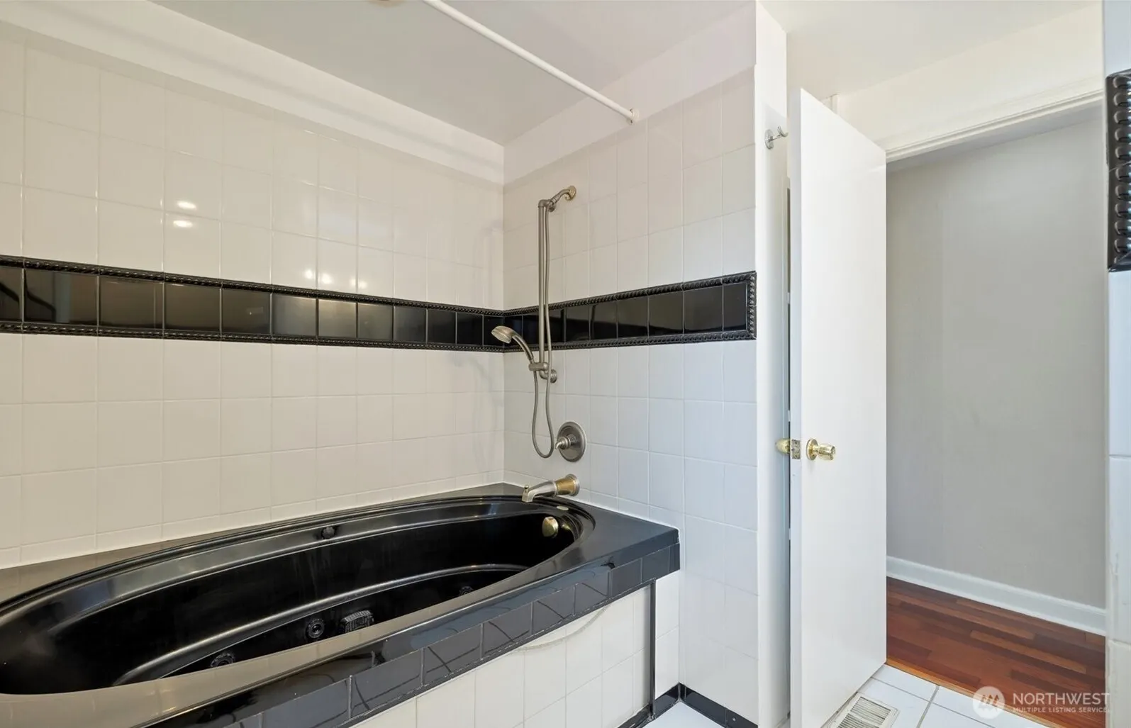 9120 209th Avenue NE, Redmond, WA 98053