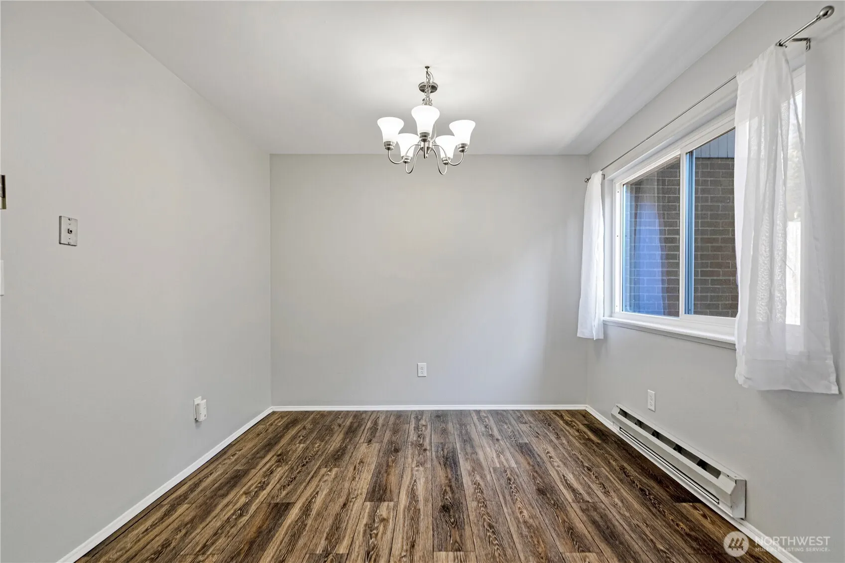 5628 SE 123rd Avenue , Bellevue, WA 98006