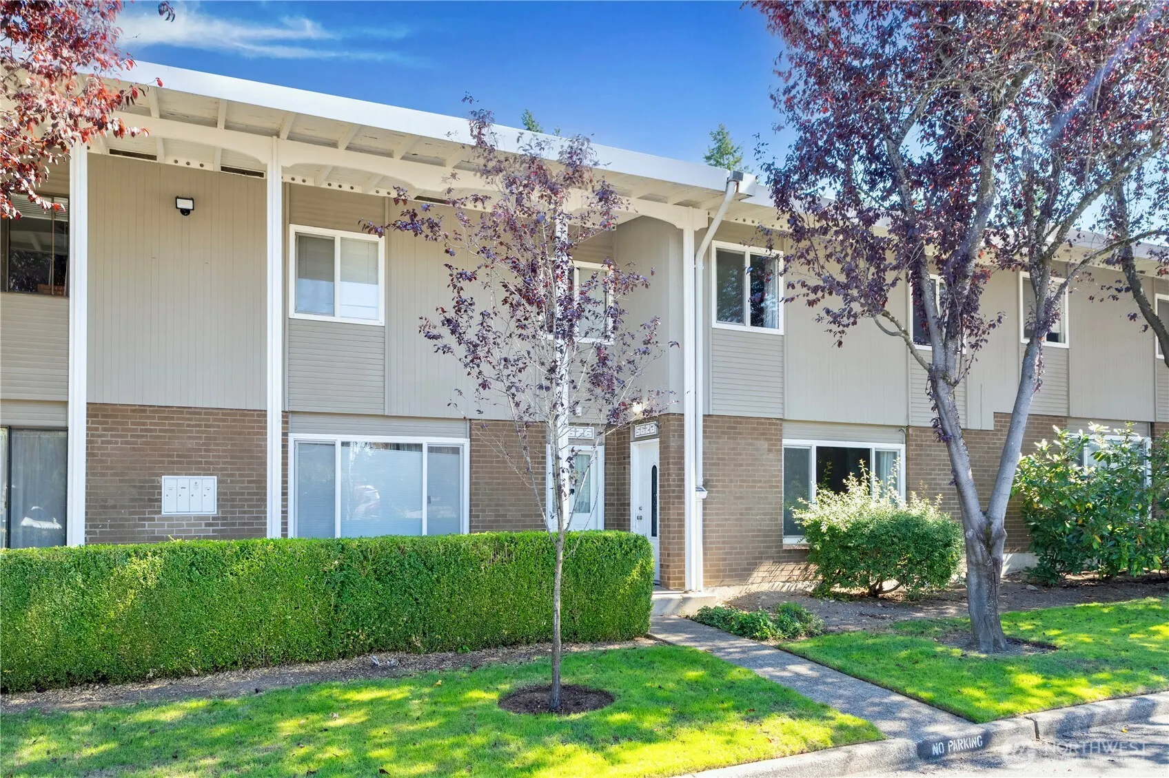 5628 SE 123rd Avenue , Bellevue, WA 98006