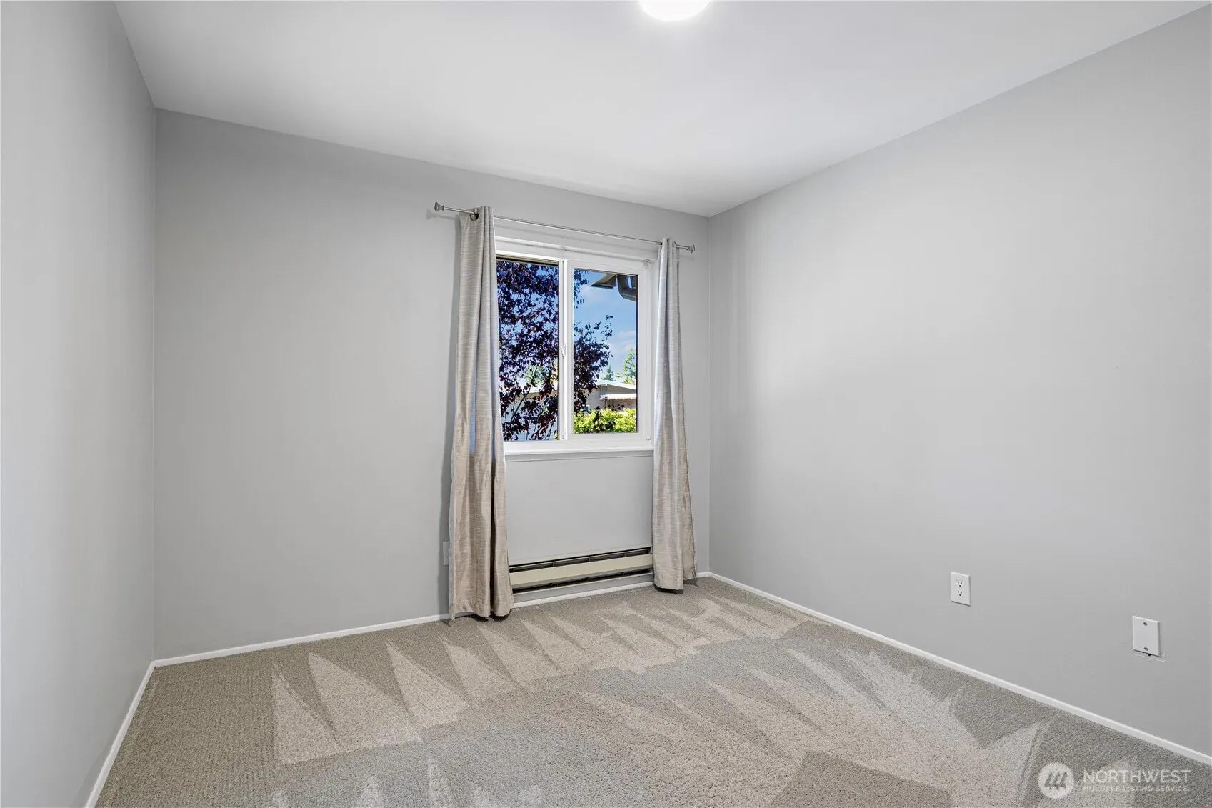 5628 SE 123rd Avenue , Bellevue, WA 98006