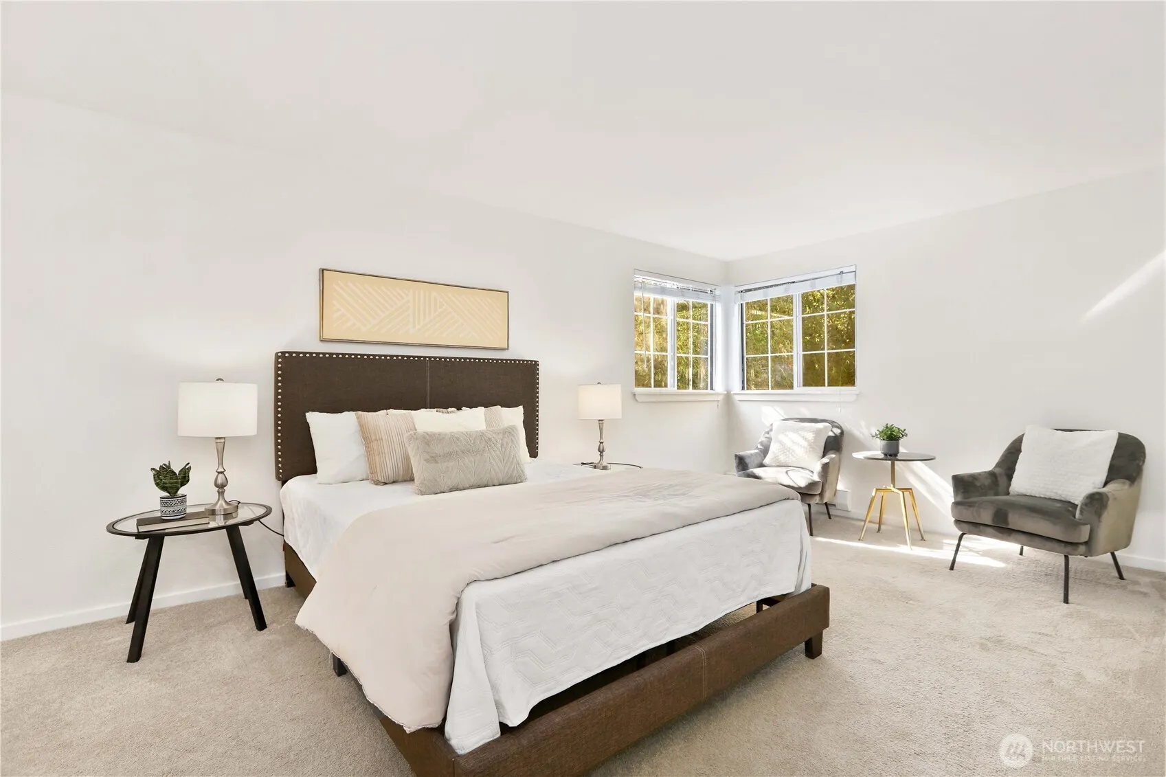 215 9th Street #D204, Kirkland, WA 98033