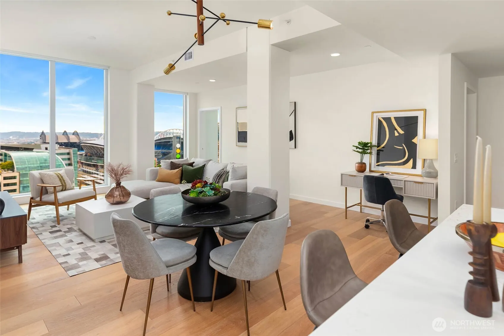 450 S Main St #1701, Seattle, WA 98104