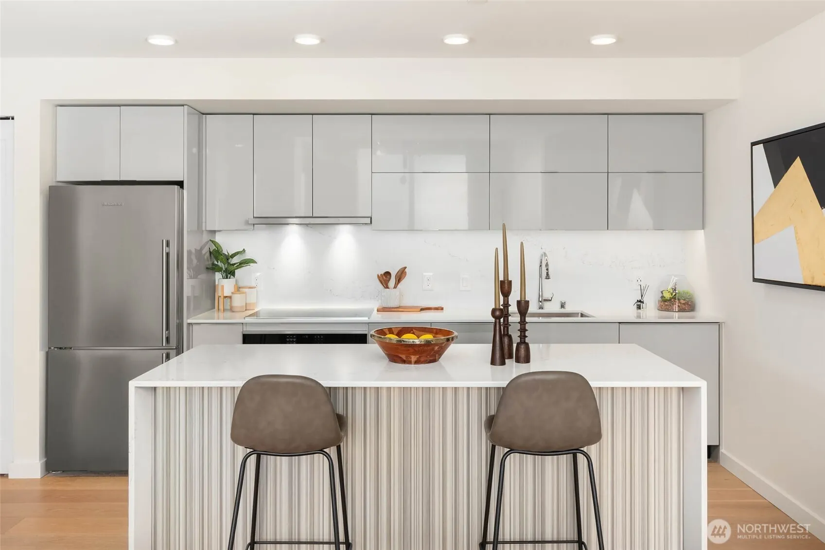 450 S Main St #1701, Seattle, WA 98104