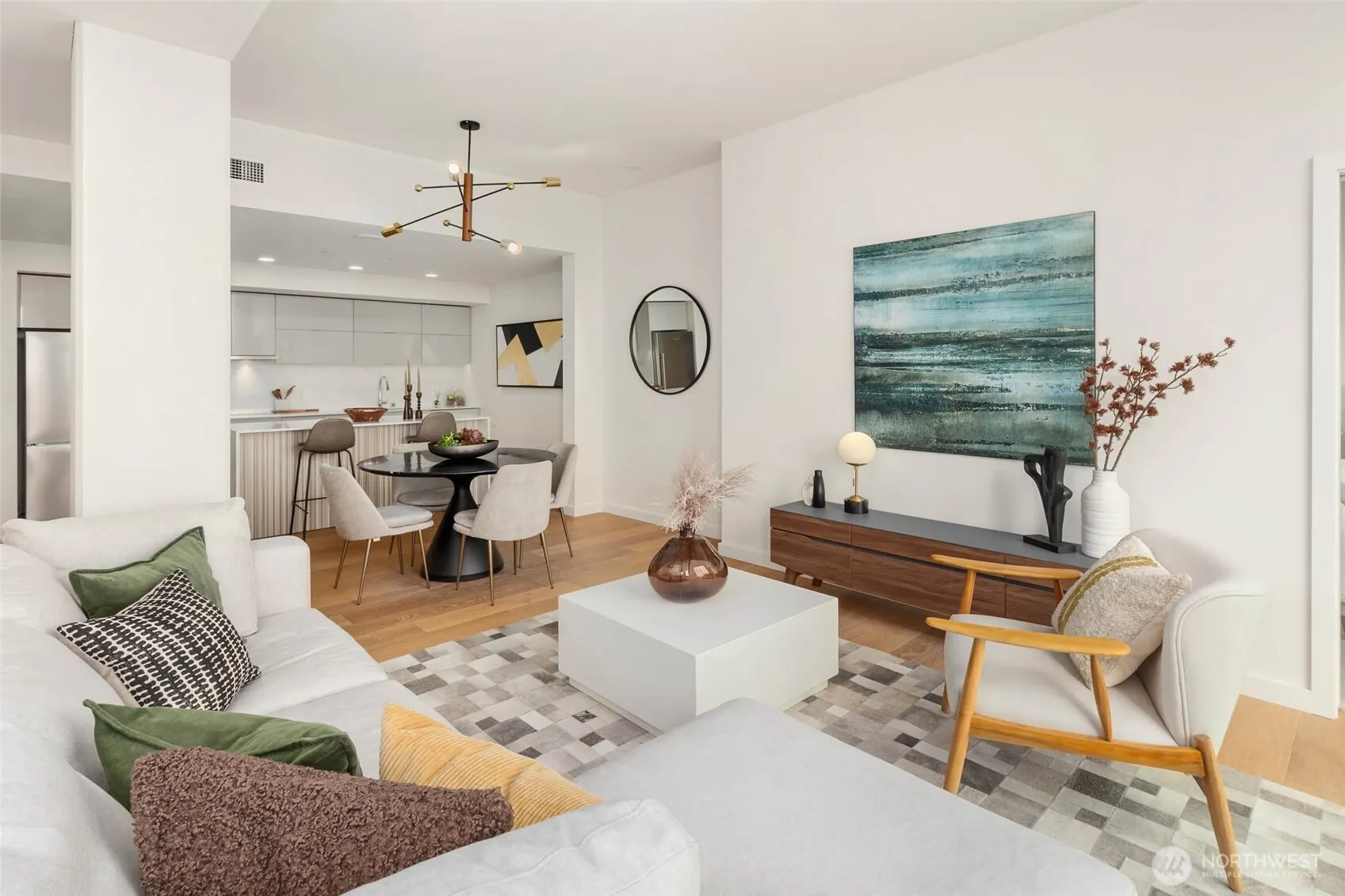 450 S Main St #1701, Seattle, WA 98104