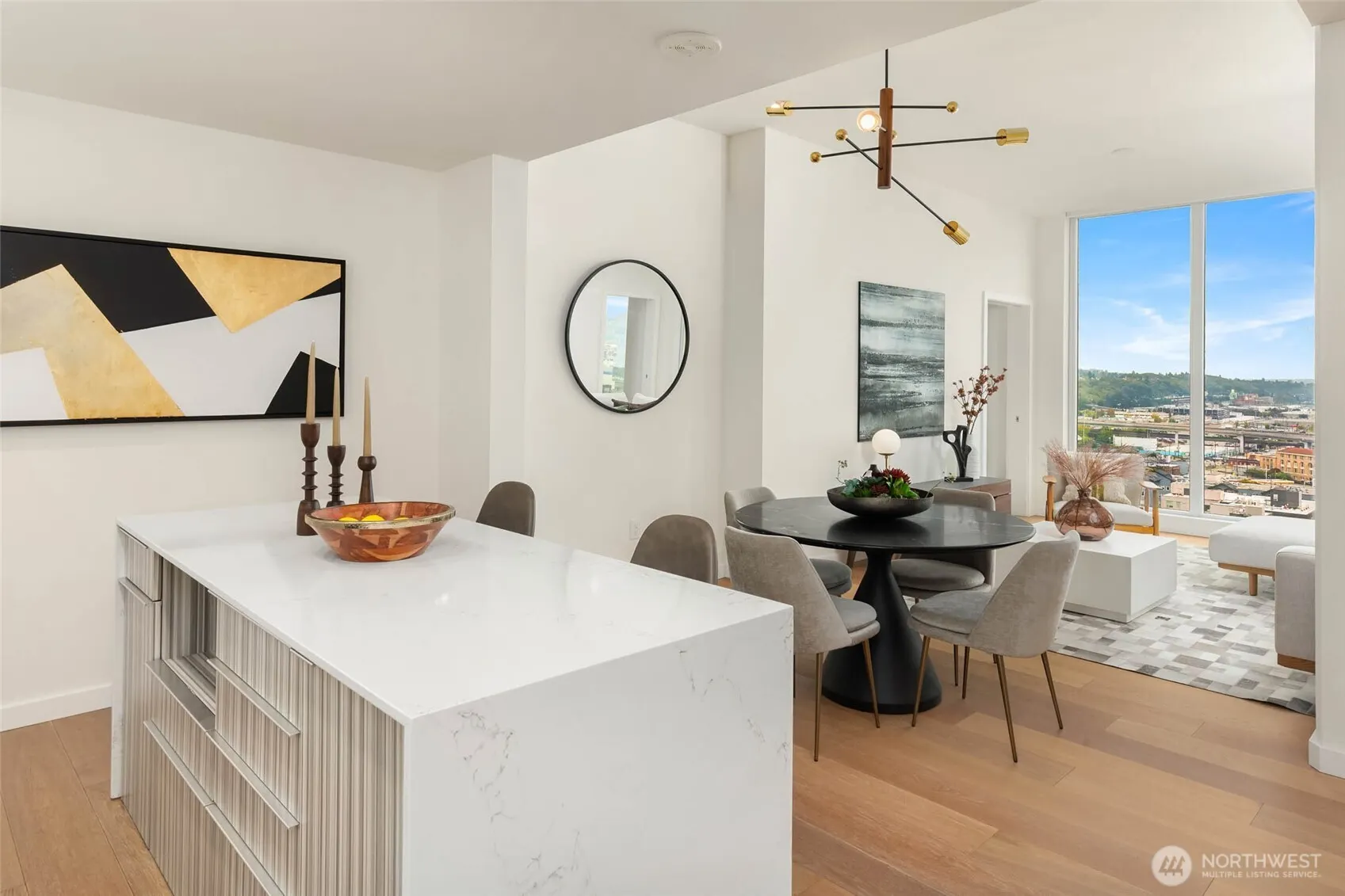 450 S Main St #1701, Seattle, WA 98104