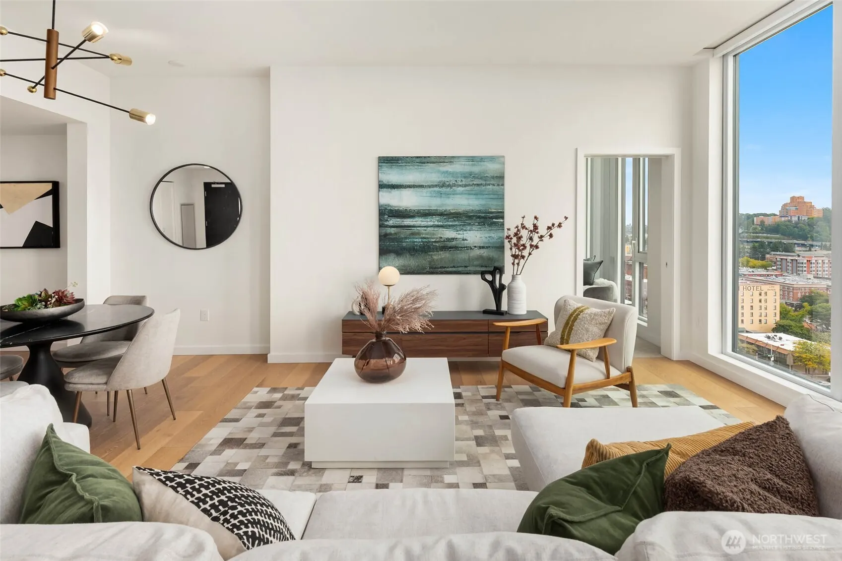 450 S Main St #1701, Seattle, WA 98104
