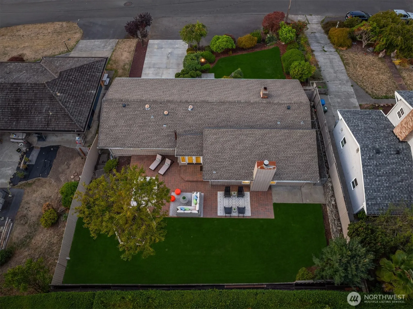 913 E Cherry Hill Street , Kent, WA 98030
