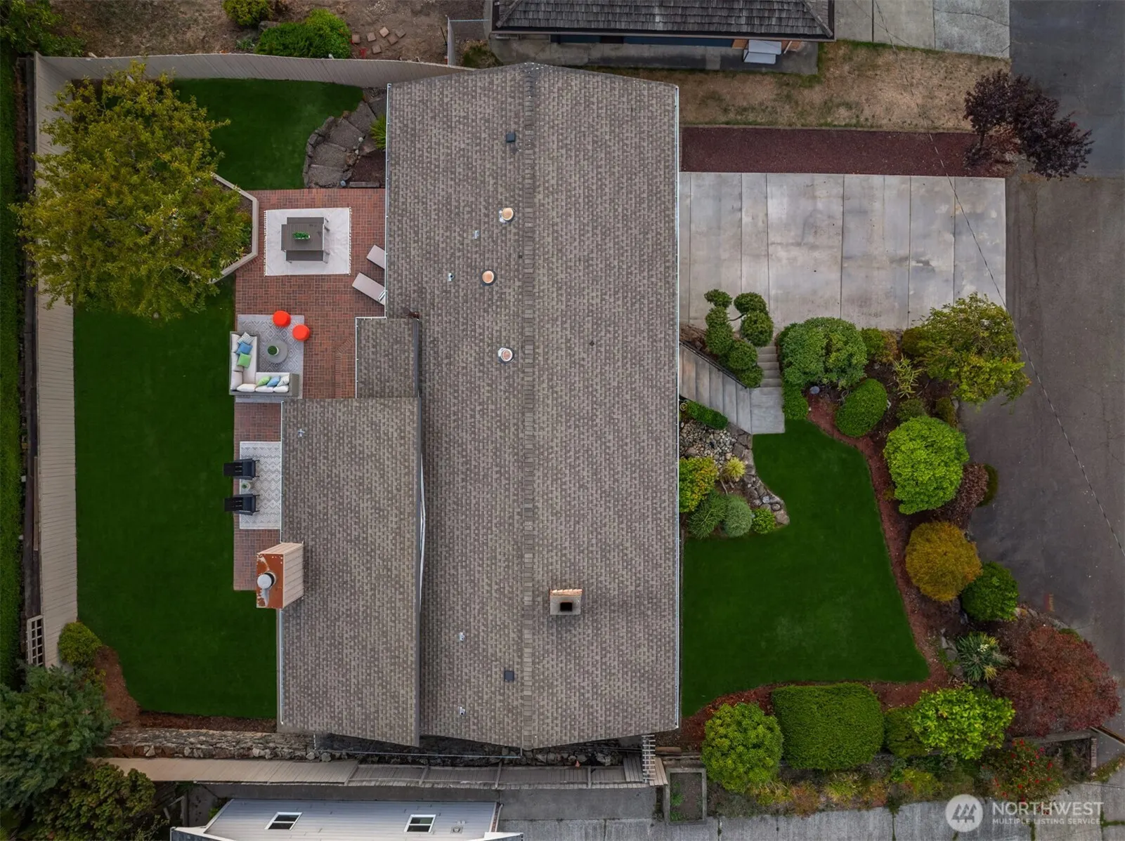 913 E Cherry Hill Street , Kent, WA 98030