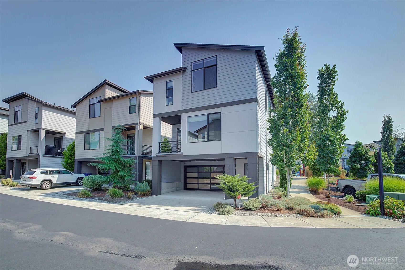 17819 19th Avenue W, Lynnwood, WA 98037