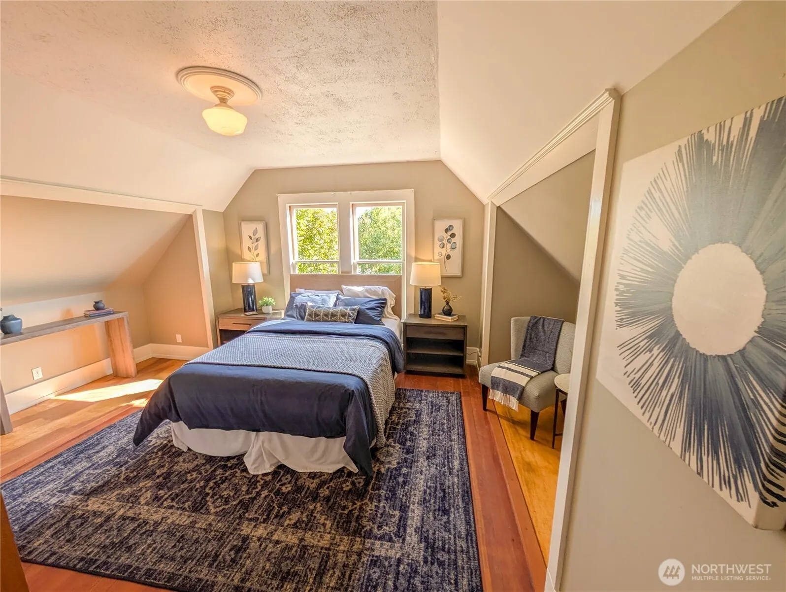 822 24th Avenue , Seattle, WA 98122