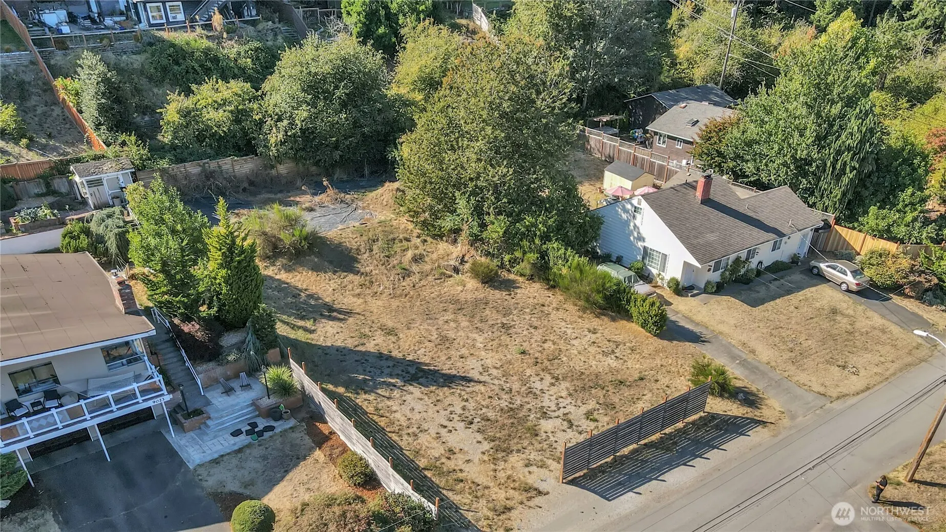 9017 3rd Avenue SW, Seattle, WA 98106