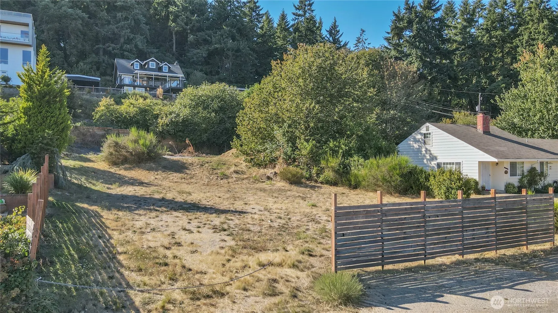 9017 3rd Avenue SW, Seattle, WA 98106