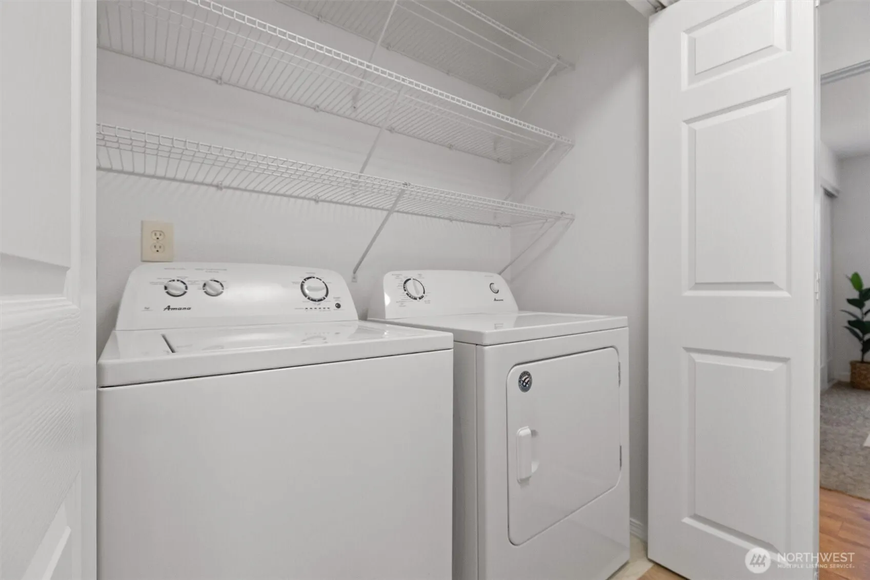 12703 NE 129th Court #H304, Kirkland, WA 98034