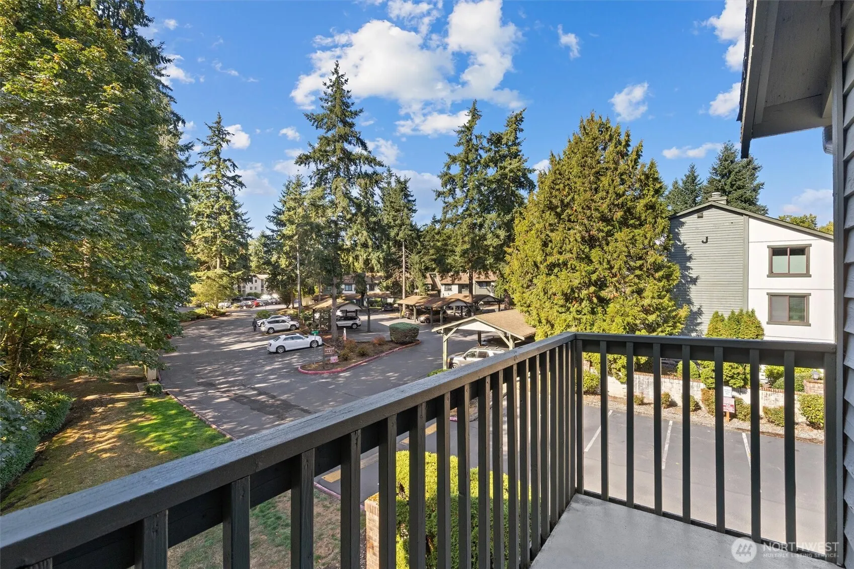 12703 NE 129th Court #H304, Kirkland, WA 98034