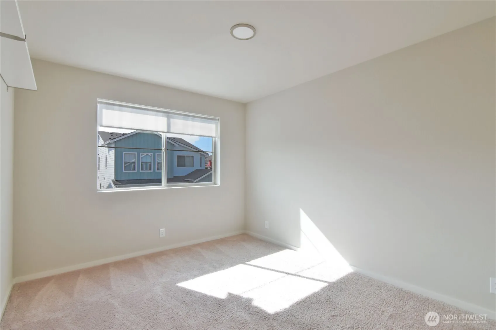 218 SW 96th Lane , Seattle, WA 98106