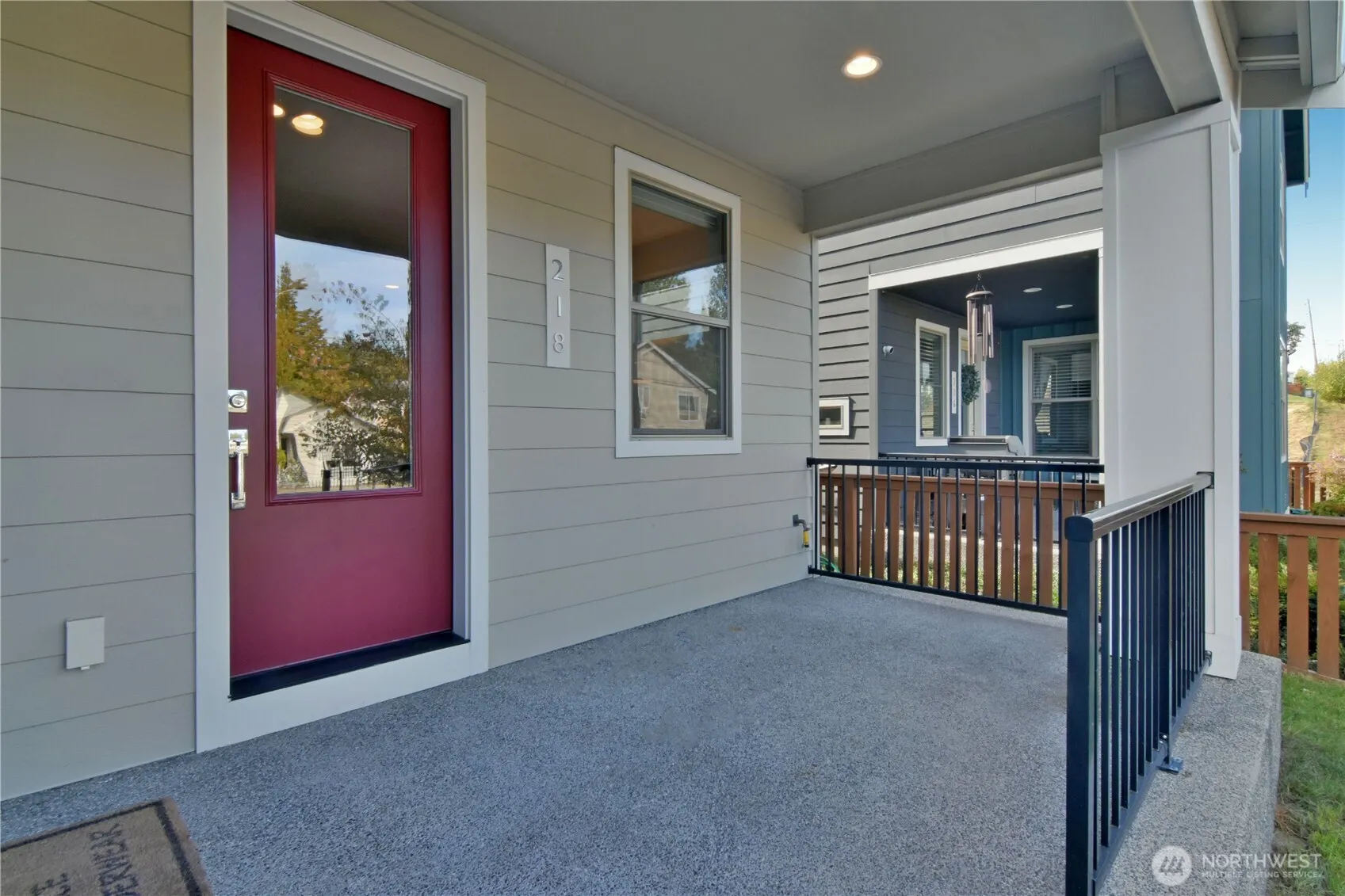 218 SW 96th Lane , Seattle, WA 98106