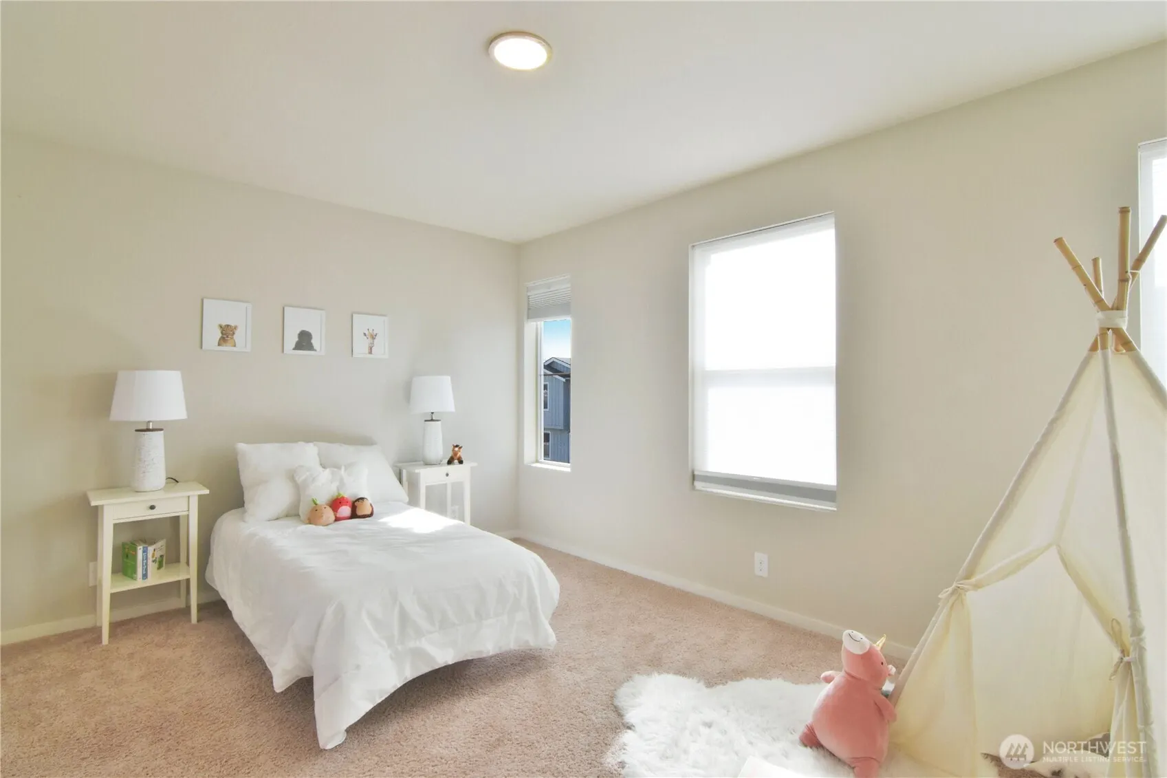 218 SW 96th Lane , Seattle, WA 98106