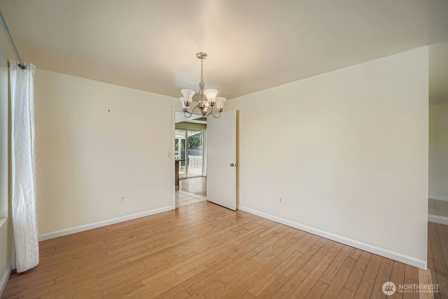 26854 Downing Avenue , Kent, WA 98032