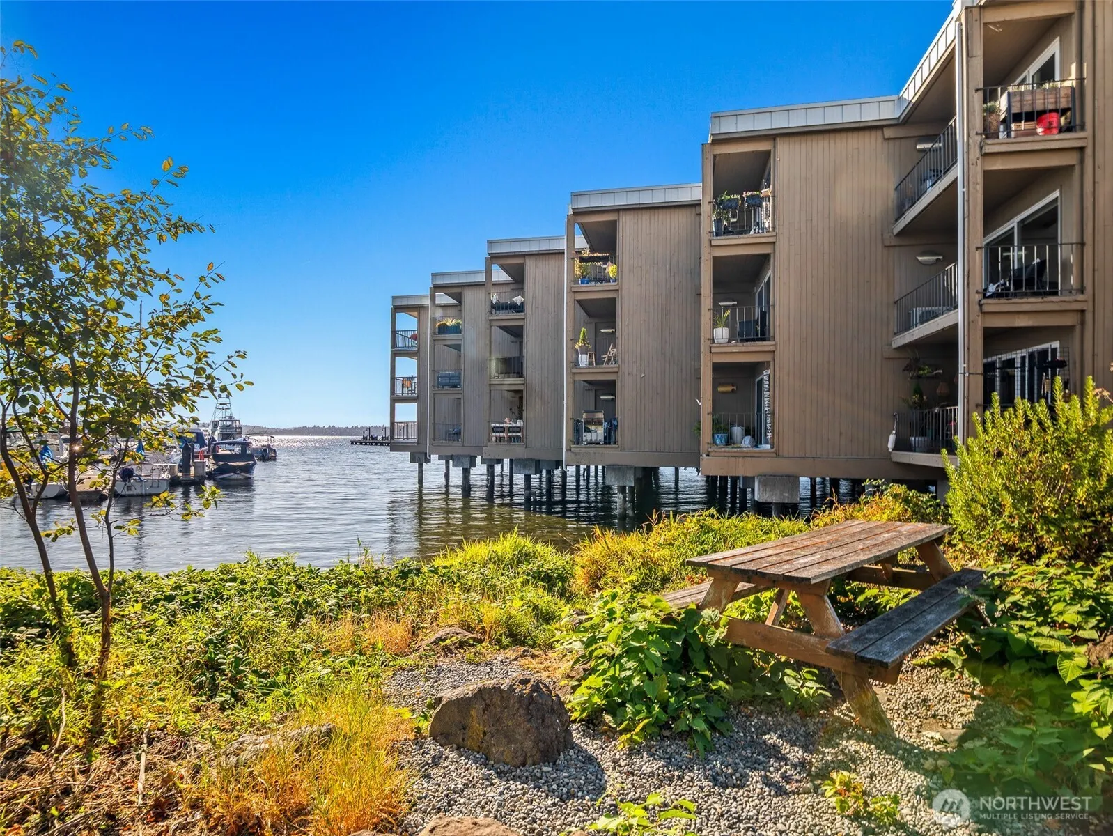 65 Kirkland Avenue #201, Kirkland, WA 98033