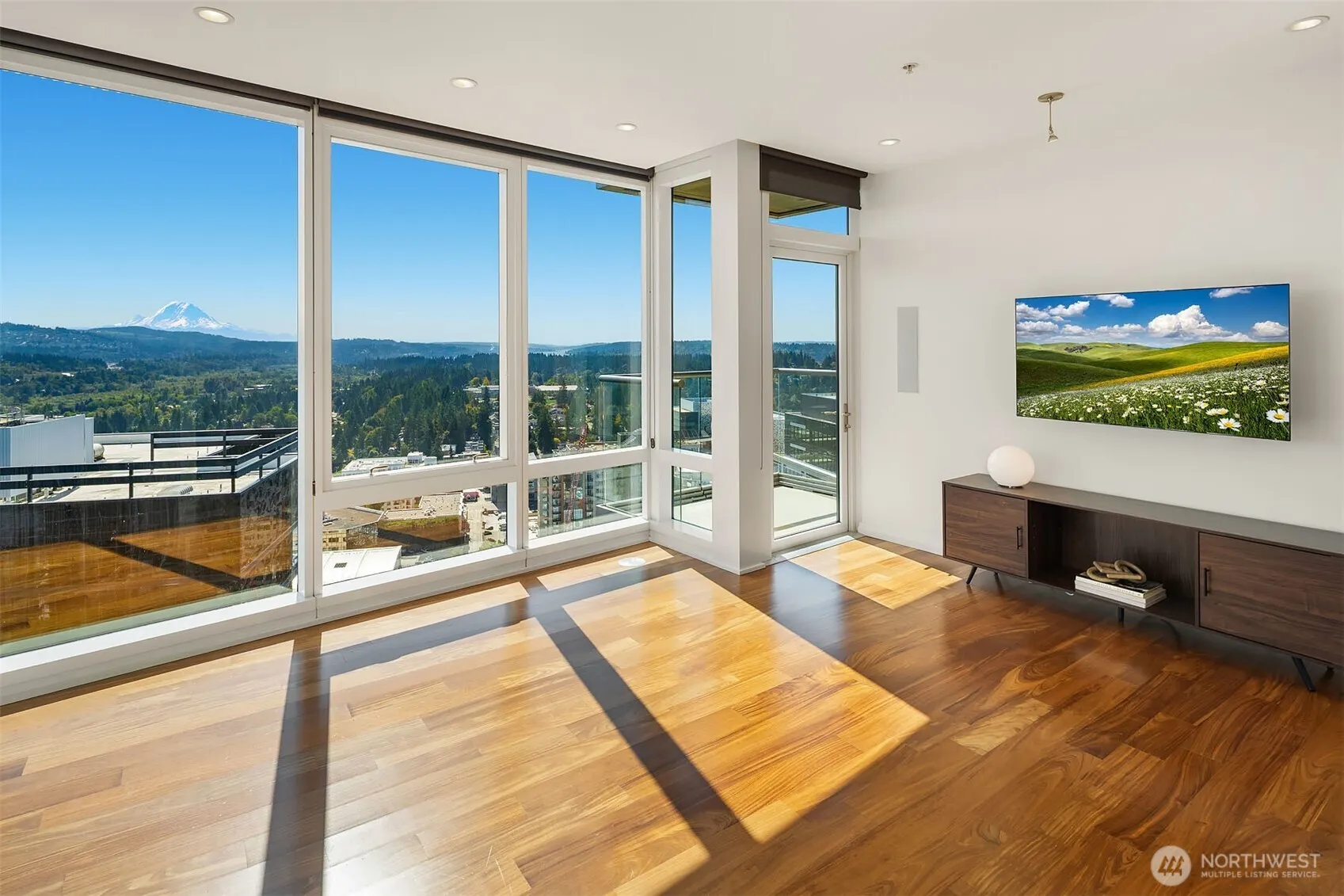 10700 NE 4th Street #3312, Bellevue, WA 98004