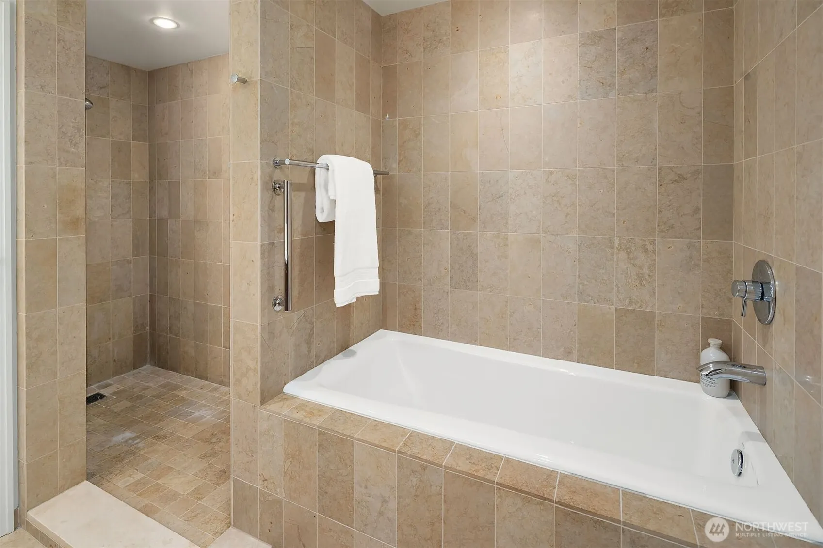 10700 NE 4th Street #3312, Bellevue, WA 98004