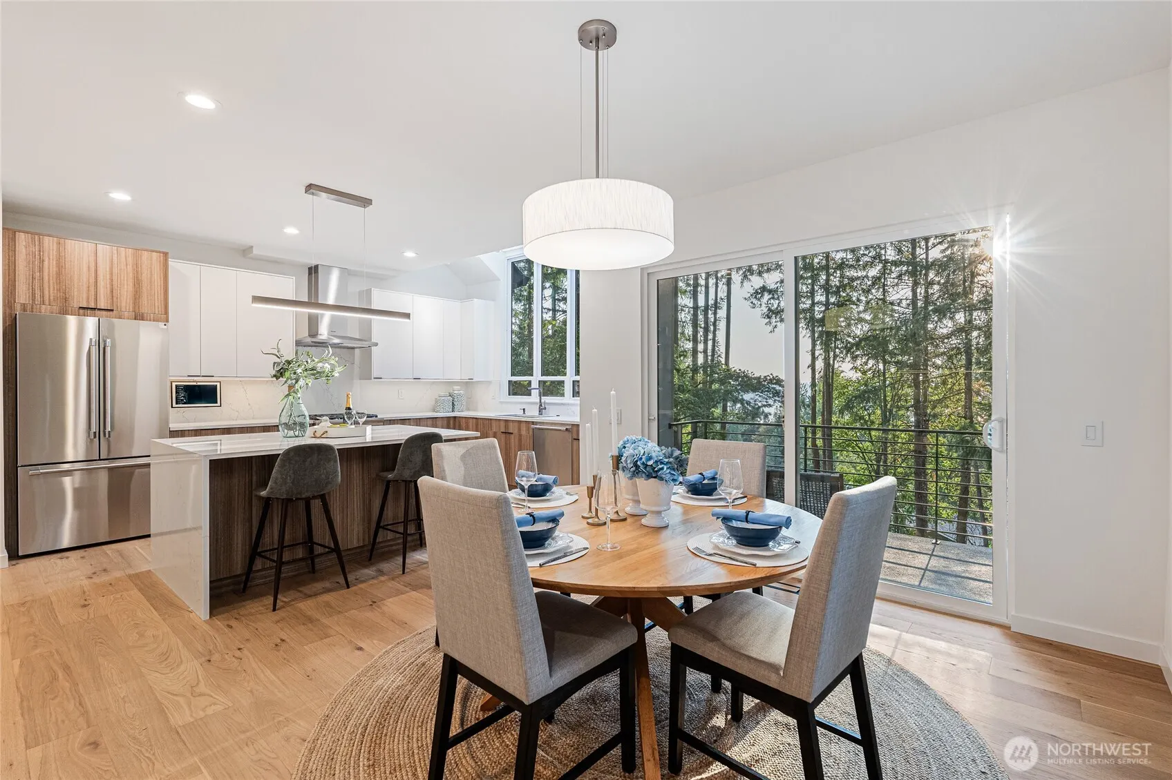 220 210th Avenue NE, Sammamish, WA 98074