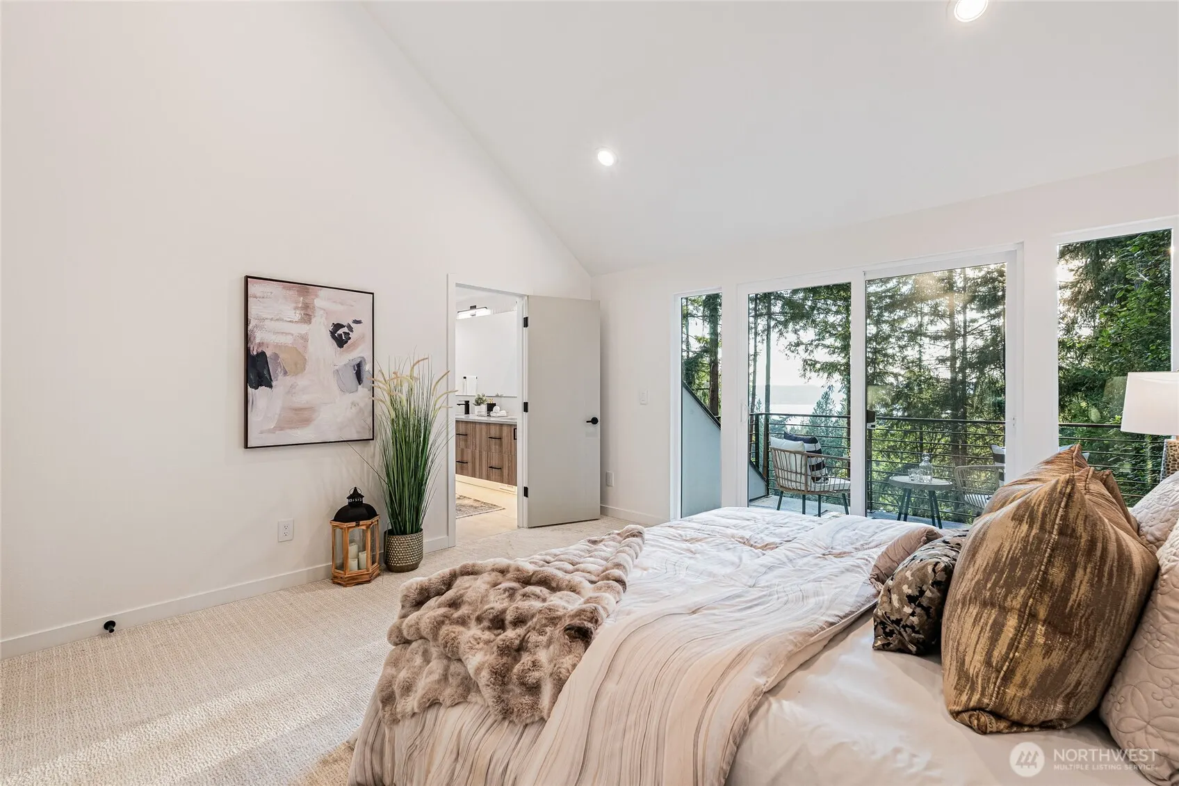 220 210th Avenue NE, Sammamish, WA 98074