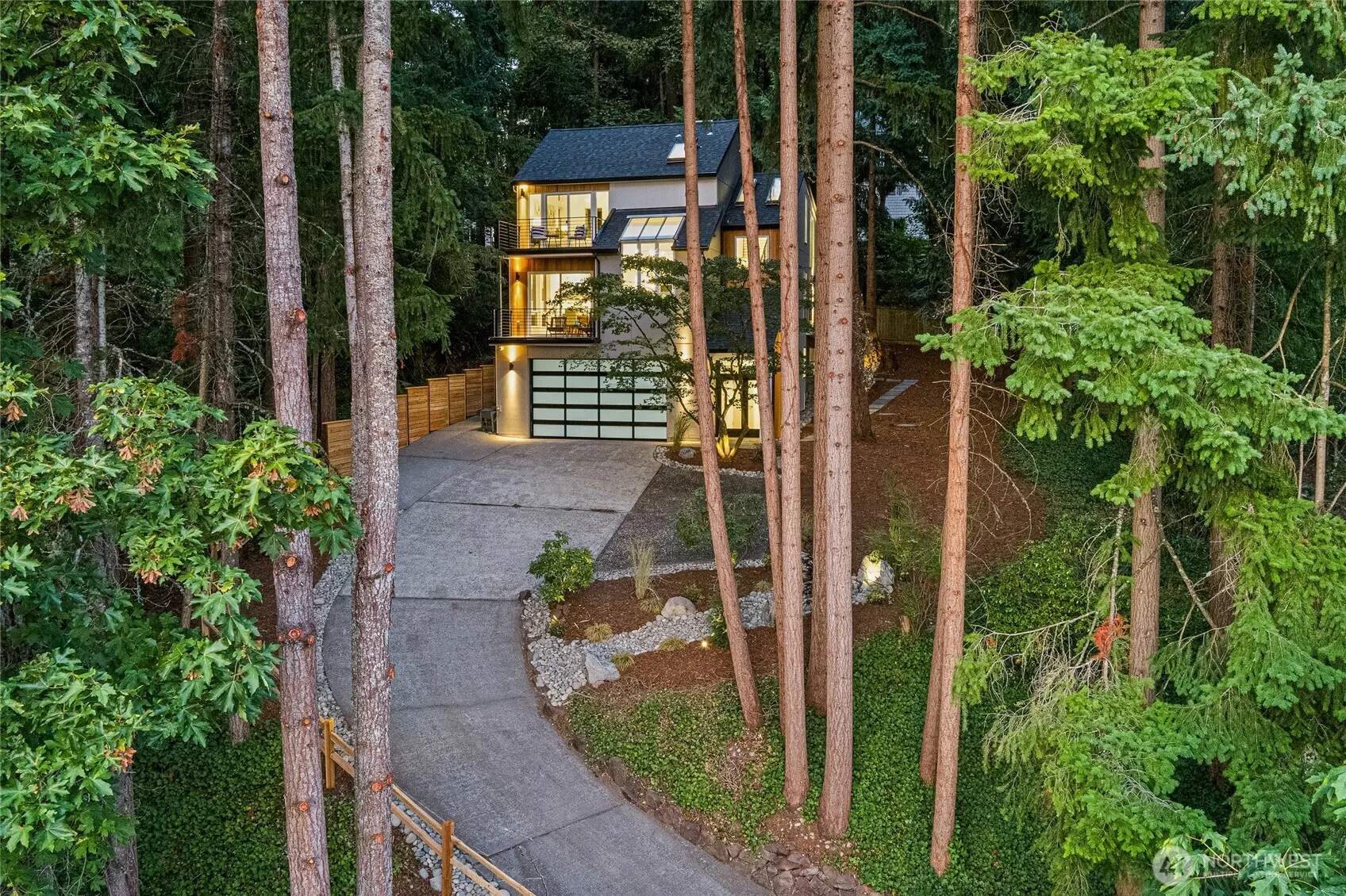 220 210th Avenue NE, Sammamish, WA 98074
