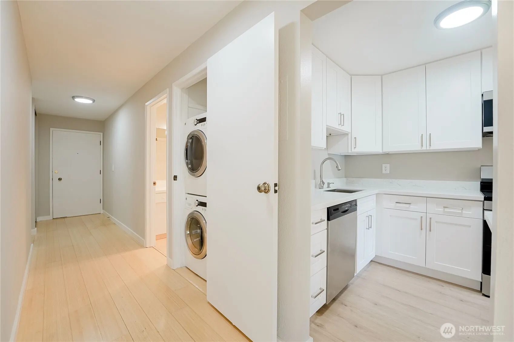 1100 S Atlantic Street #209, Seattle, WA 98134