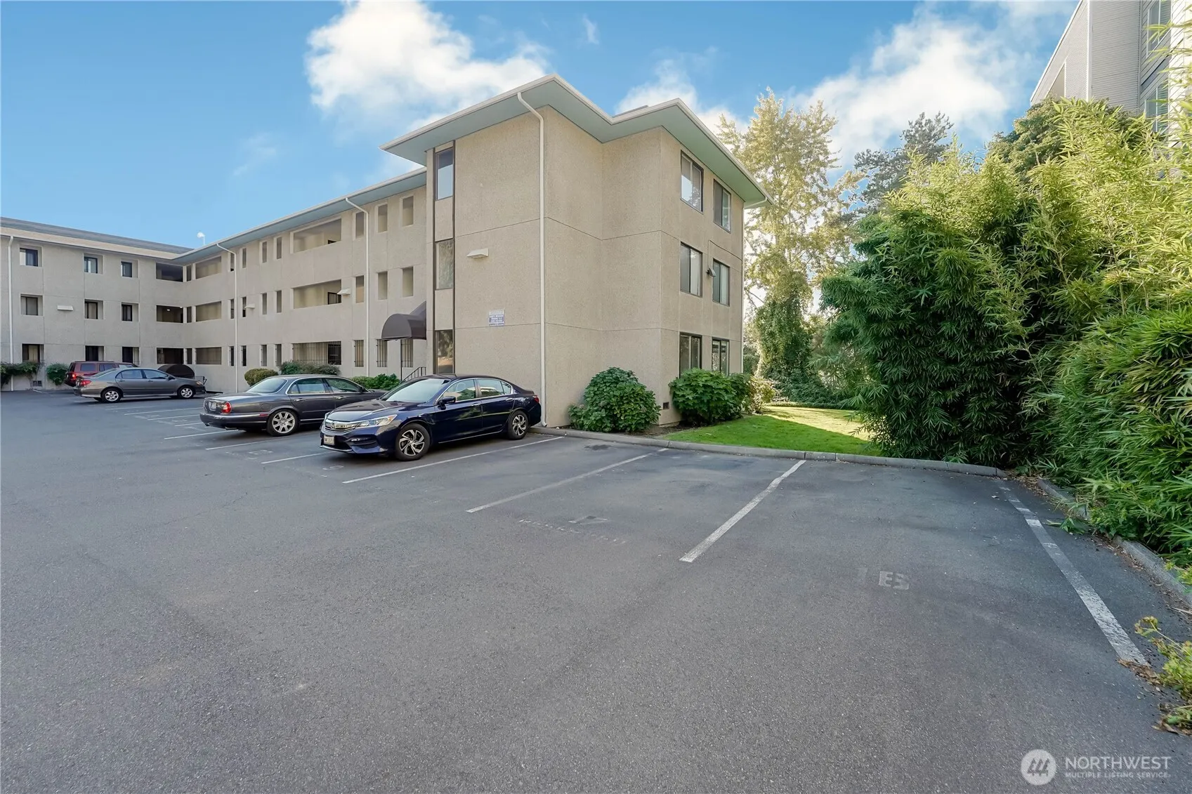 1100 S Atlantic Street #209, Seattle, WA 98134