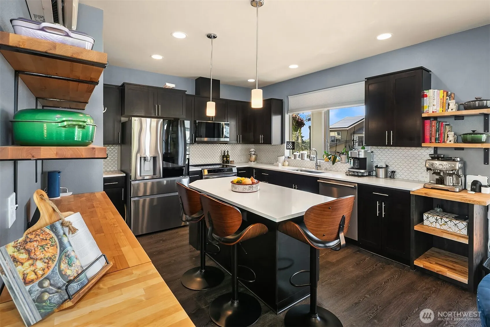 9714 11th Avenue SW, Seattle, WA 98106