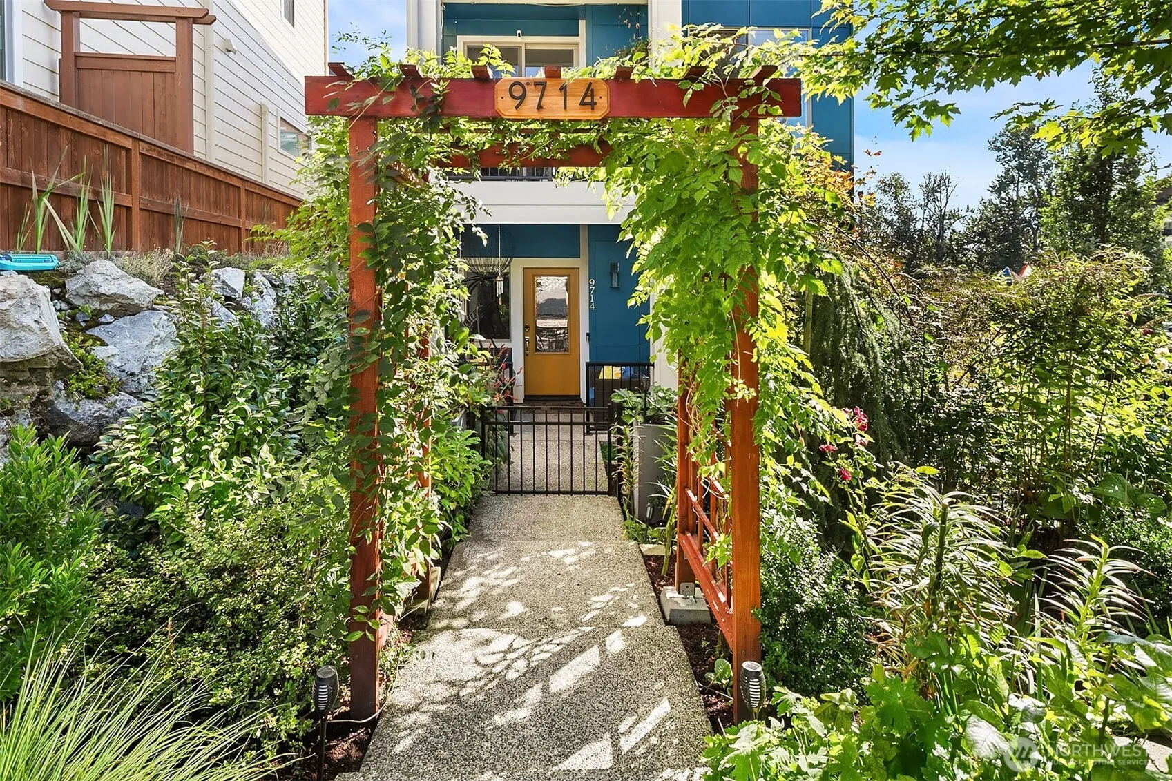9714 11th Avenue SW, Seattle, WA 98106