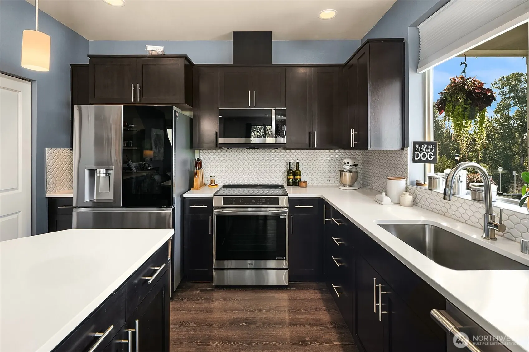 9714 11th Avenue SW, Seattle, WA 98106