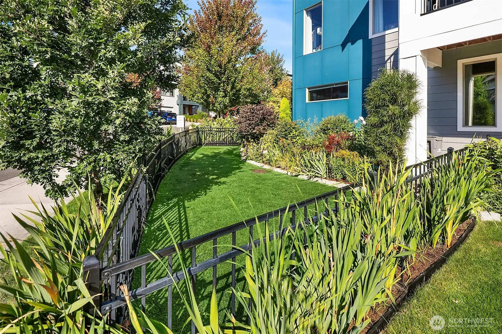 9714 11th Avenue SW, Seattle, WA 98106
