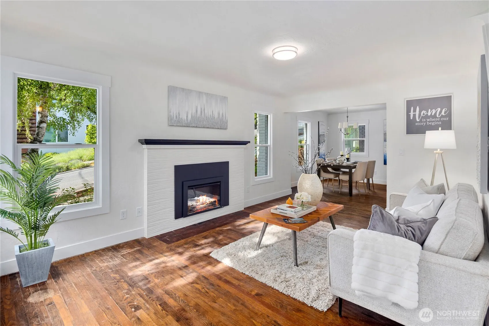 530 12th Avenue E, Seattle, WA 98102