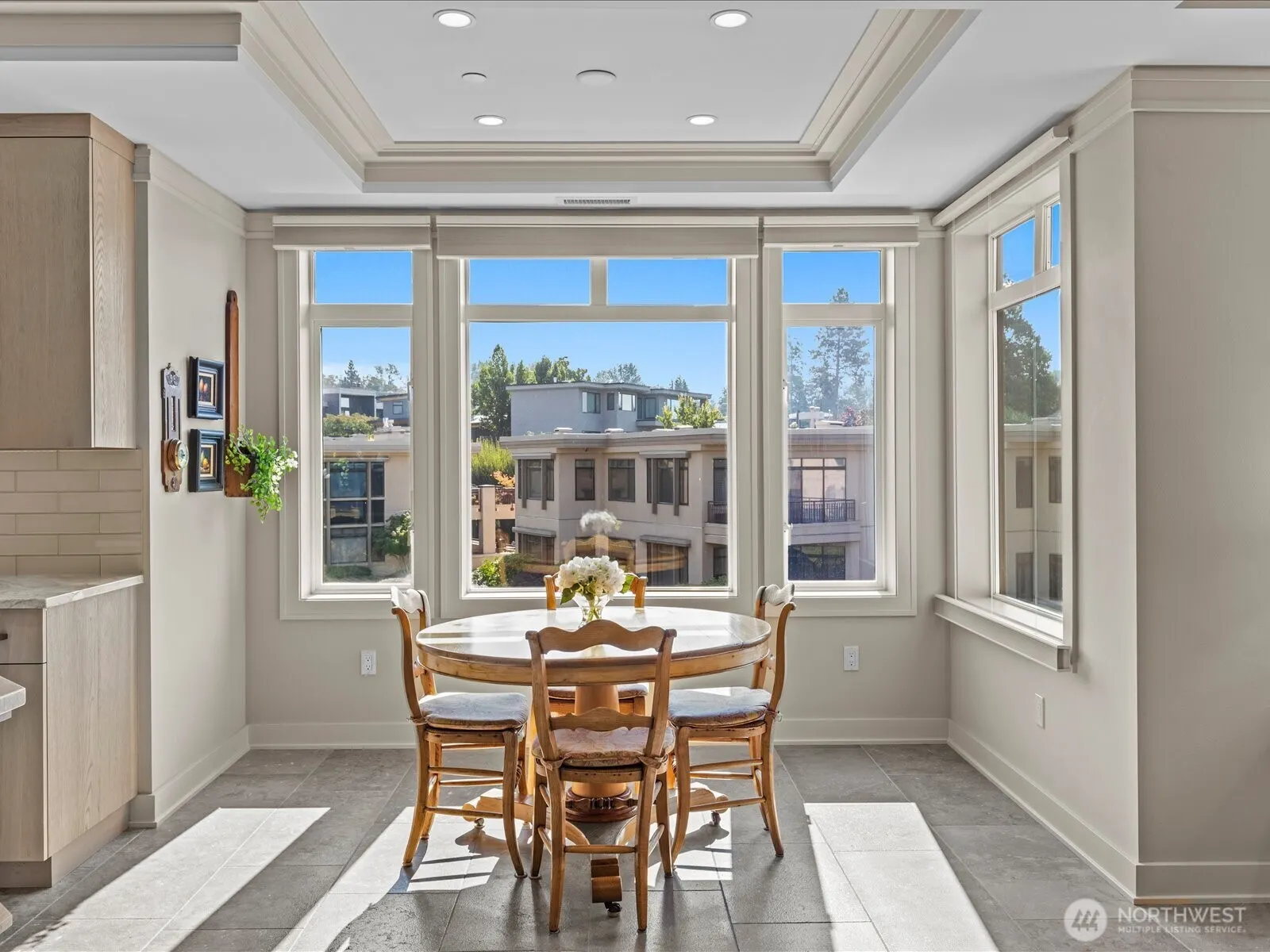 215 5th Avenue S #C202, Kirkland, WA 98033